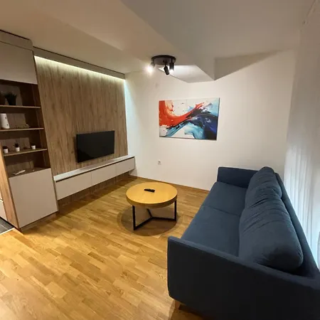 Center 2 Apartamento *